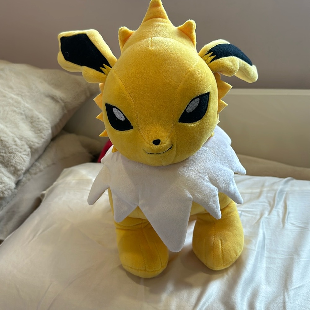 Build-A-Bear POKEMON Jolteon Plush 2020 NWOT